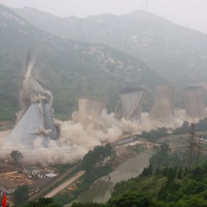 鑾辮姕(zi)鍙(hu)戠(zhi)數鍘(zha)傛(yong)按(an)濉(sui)旂垎(he)鐮存(cun)媶闄ゅ伐紼(fu)?